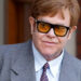 Elton John pasó la noche en un hospital de Mónaco debido a una caída en su casa en Francia