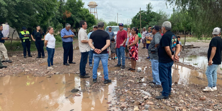 Supervisa Jorge Elías Retes zonas afectadas por la lluvia