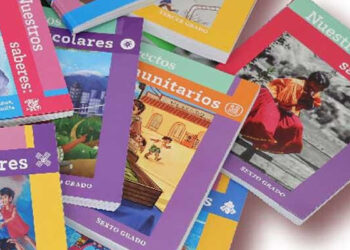 Libros de Texto Gratuitos: AMLO asegura que acatará orden de suspender distribución en Chihuahua