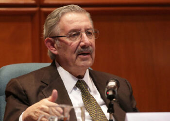 López Obrador critica al ministro Luis María Aguilar y cuestiona: ‘¿para quién trabaja?’