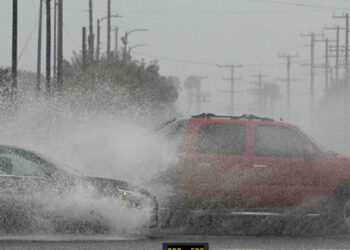 La tormenta tropical ‘Hilary’ toca tierra en Baja California en su trayectoria a EU