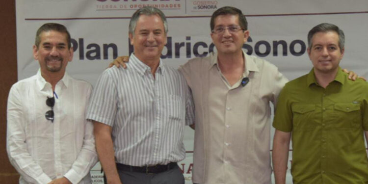 Clausura alcalde de Navojoa reunión del consejo de Cuenca Del Río Mayo