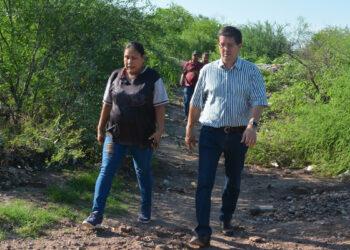 Trabajan en reparar daños por lluvia en Bacabachi y Chirajobampo