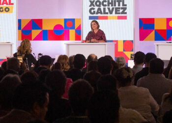 Aspirantes presidenciales de oposición proponen freno a carencias y energías limpias