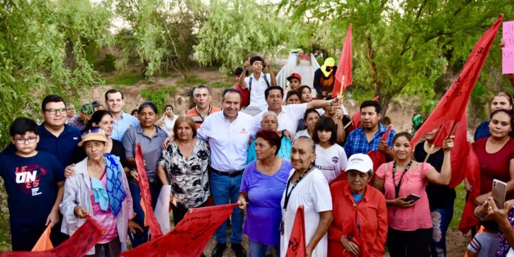 Inicia Toño Astiazarán construcción de puente peatonal “La Antorcha”