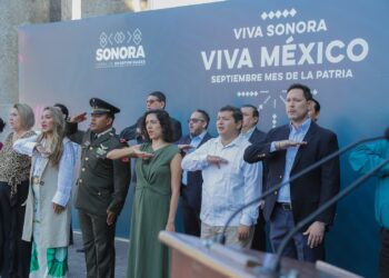 Celebra Poder Legislativo 213 aniversario de la Independencia de México