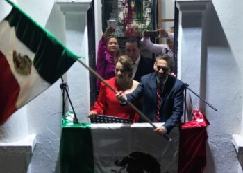 En Huatabampo !Celebran GRITO DE INDEPENDENCIA!