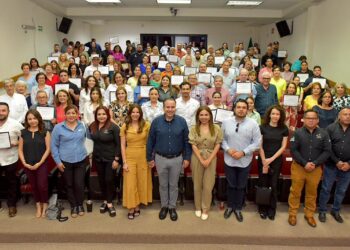 Suma Toño Astiazarán 36 Organizaciones de la Sociedad Civil en acciones que disminuyen su gasto en electricidad