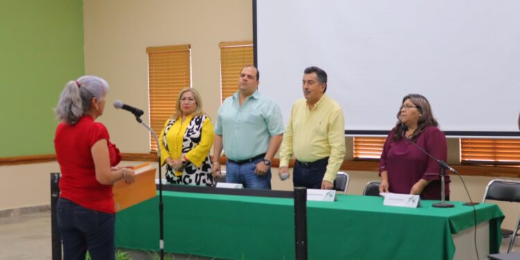 Brinda alcalde soluciones mediante el programa de atención y participación ciudadana