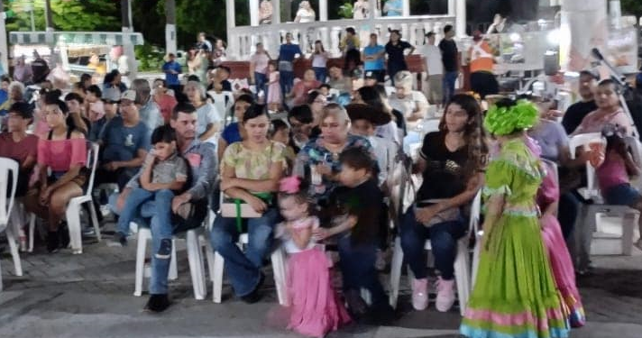 Promueven programas culturales en plaza Juárez