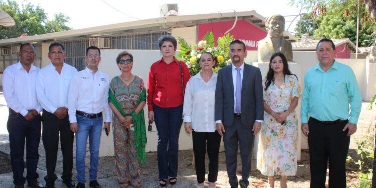 Celebran el 213 Aniversario del inicio de la Independencia de México