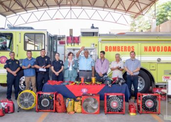 Sigue bomberos Navojoa equipándose con  herramientas y tecnologías de punta