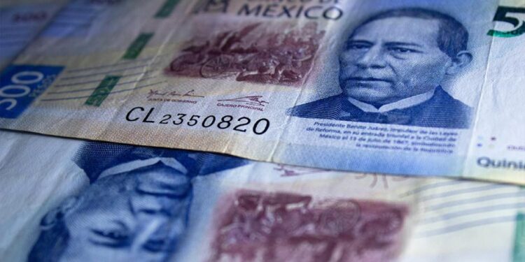 Endeudamiento de cada mexicano crecerá 6.8% comparado con 2023