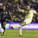 América remonta y vuela al liderato en su visita a Querétaro