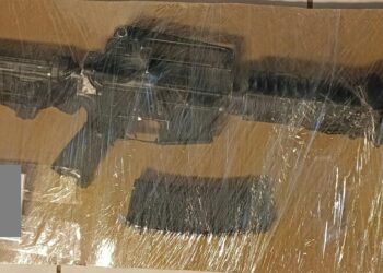 Registran Sedena y Policía Estatal aseguramiento de armas largas, cargadores y cartuchos en Altar.