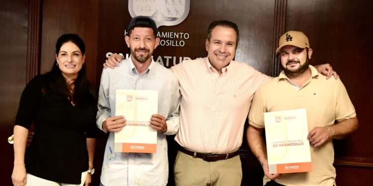 Entrega Alcalde títulos de propiedad a vecinos de El Ranchito