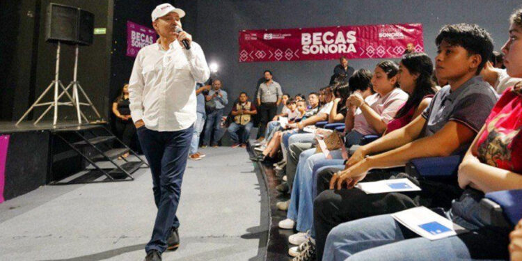 Beneficiamos a más de 110 mil estudiantes con el programa de becas más grande de la historia en Sonora: Alfonso Durazo