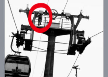 Escaló torre del Cablebús CDMX para hacer lo impensable… ¡Provocó 3 horas sin servicio!