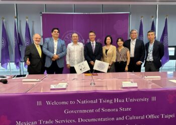 Abrimos puertas para que estudiantes sonorenses se profesionalicen en universidad de Taiwán: Alfonso Durazo