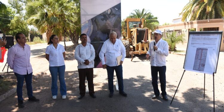 Da Lamarque Cano Banderazo A Pavimentación En Calle Jalisco Y En Calle Rosendo Montiel