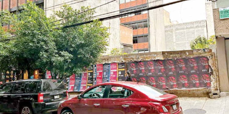 Damnificados del 19-S se quedan a la deriva; faltan por entregar 3,558 viviendas