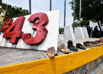 López Obrador descarta rompimiento con padres de normalistas por caso Ayotzinapa
