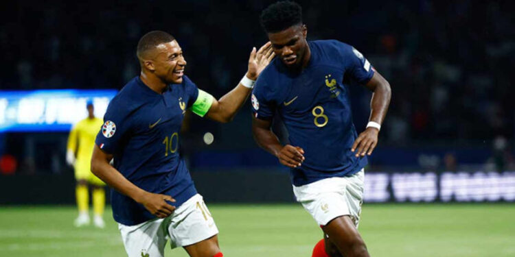 Francia pone pie y medio en la Eurocopa 2024