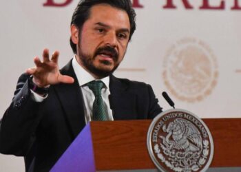 México prevé ampliar convenio para continuidad de médicos cubanos ante buenos resultados: Zoé Robledo