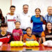 Entrega Alcalde apoyo económico a deportistas