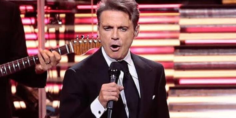 Luis Miguel es el mexicano más exitoso de todos los tiempos, según Billboard