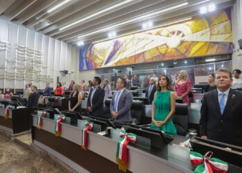 Inaugura Congreso del Estado primer periodo ordinario de sesiones