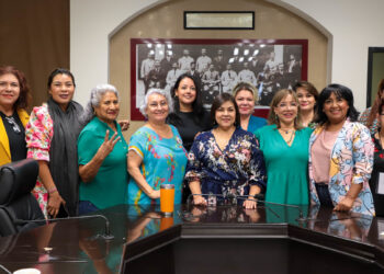 Recibe Comisión propuestas sobre iniciativas en análisis a favor de la mujer