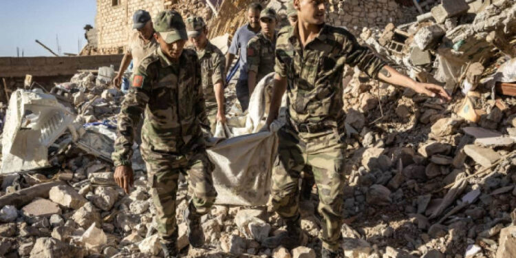 Suman más de 2 mil muertos por terremoto en Marruecos