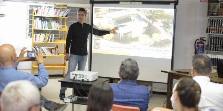 Presenta IMPLAN avances de Biciclando a residentes de la colonia Modelo