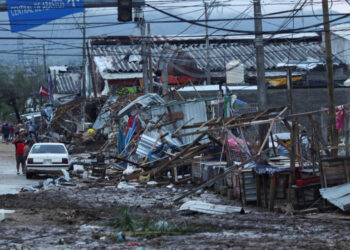 Perú expresa su solidaridad a México tras devastación por Otis