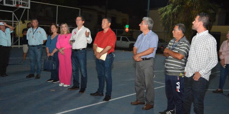 Reunión de Alcalde con vecinos de NOGALITOS, BRISAS Y FOVISSSTE