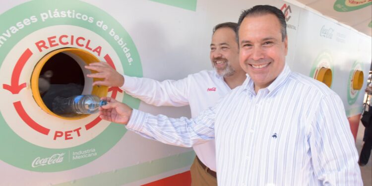 Inaugura Toño Astiazarán Estación de Reciclaje Comunitaria en parque Copacabana