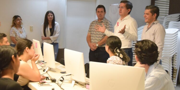 Abren en Palacio de Navojoa registro al programa “JÓVENES CONSTRUYENDO EL FUTURO”