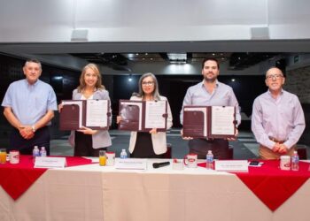 Gobierno de Sonora a través de Sedesson celebra firma de convenio con la Cámara Mexicana de la Industria de la Construcción (CMIC)