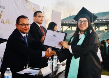 Egresados de la Universidad Tecnológica de San Luis impulsarán el desarrollo económico en el noroeste de Sonora