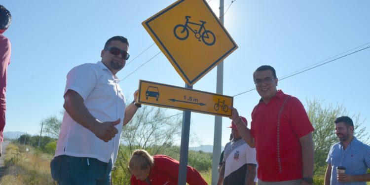 Tramo de carretera  NAVOJOA-ÁLAMOS contará con letreros  en favor de ciclistas