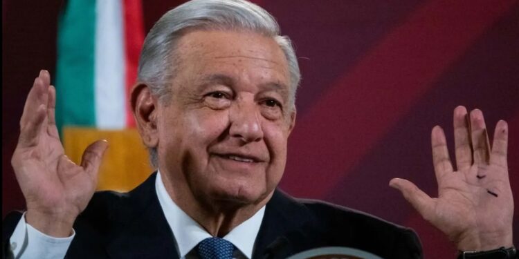 AMLO considera que el Poder Judicial está haciendo política
