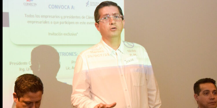 Atestigua alcalde Elías Retes lanzamiento de “conecta congreso empresarial”