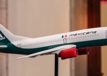Mexicana de Aviación suspende venta de boletos en sitio web