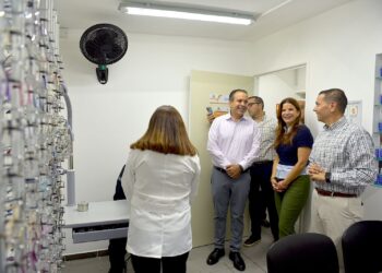 Inaugura Toño Astiazarán Unidad de Salud CRECES para policías y bomberos