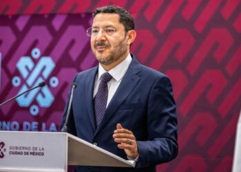 Batres iniciará el debate la peatonalización del Zócalo de la CDMX