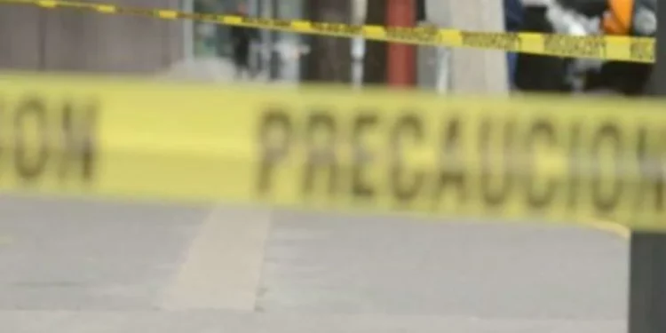Balacean a una mujer dentro de su casa en Monterrey