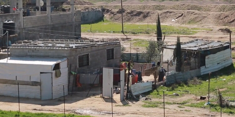 Camiones con suministros médicos, listos para entrar en Gaza: OMS