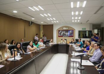 Congreso de Sonora analiza en Parlamento Abierto iniciativa a favor de la salud de las mujeres