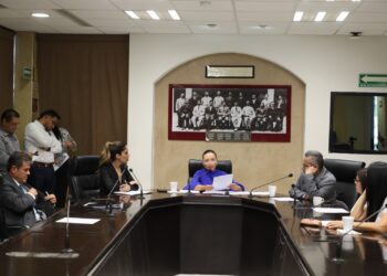 Comisión de Fiscalización aprueba continuar proceso legislativo del dictamen de cuenta pública